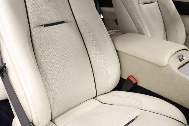 Photo of 2014 Blue Rolls-Royce Wraith