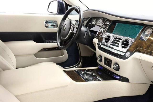 Photo of 2014 Blue Rolls-Royce Wraith