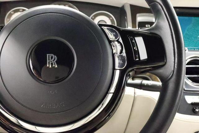 Photo of 2014 Blue Rolls-Royce Wraith