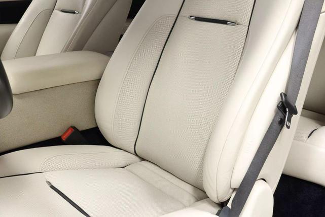 Photo of 2014 Blue Rolls-Royce Wraith