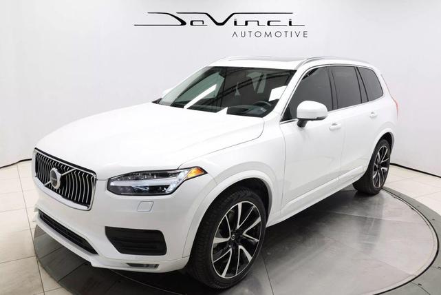 Photo of 2022 Crystal White Metallic Volvo XC90