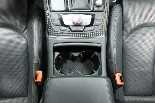Photo of 2014 Blue Audi S6
