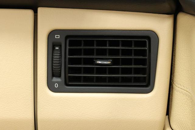 Photo of 2003 Red Mercedes-Benz SLK-Class
