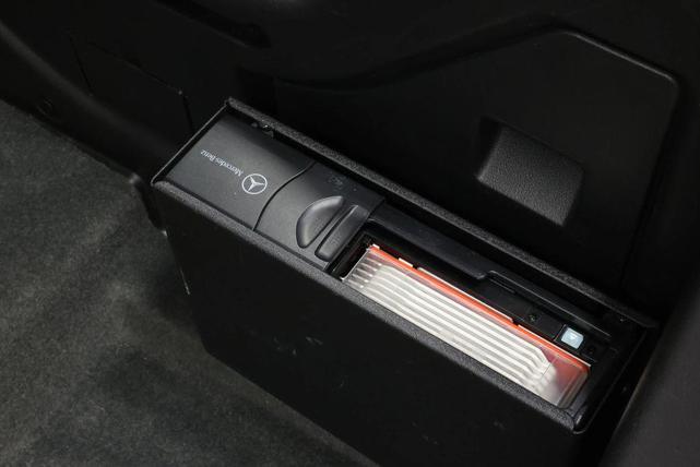 Photo of 2003 Red Mercedes-Benz SLK-Class