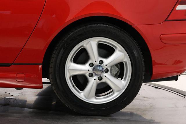 Photo of 2003 Red Mercedes-Benz SLK-Class