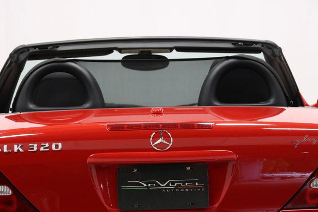 Photo of 2003 Red Mercedes-Benz SLK-Class