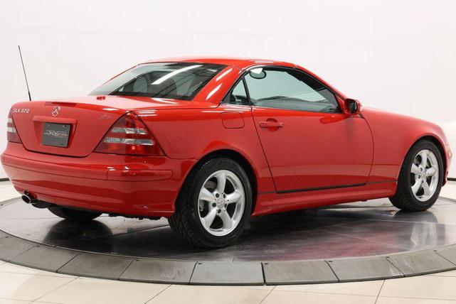 Photo of 2003 Red Mercedes-Benz SLK-Class