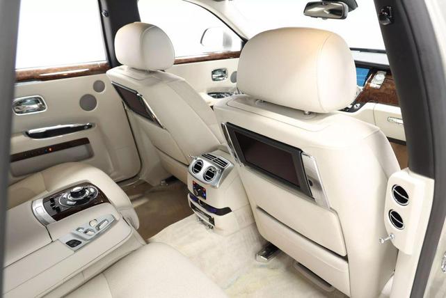 Photo of 2012 Silver Rolls-Royce Ghost