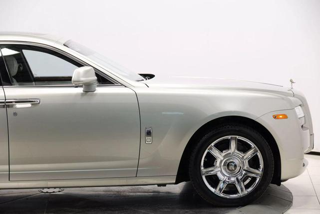 Photo of 2012 Silver Rolls-Royce Ghost