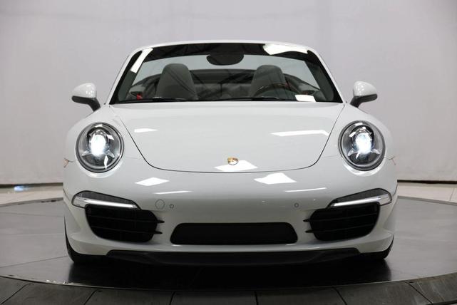 Photo of 2013 White Porsche 911