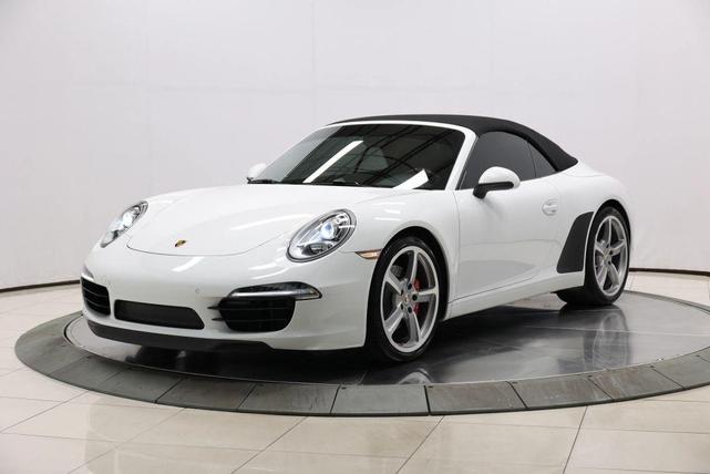 Photo of 2013 White Porsche 911