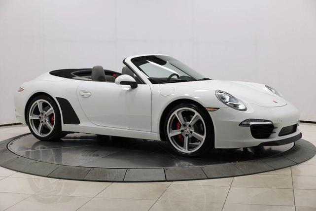 Photo of 2013 White Porsche 911