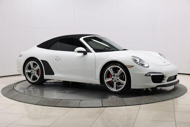 Photo of 2013 White Porsche 911