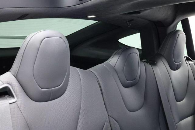 Photo of 2022 Pearl White Multi-Coat Tesla Model X