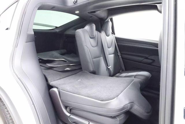 Photo of 2022 Pearl White Multi-Coat Tesla Model X