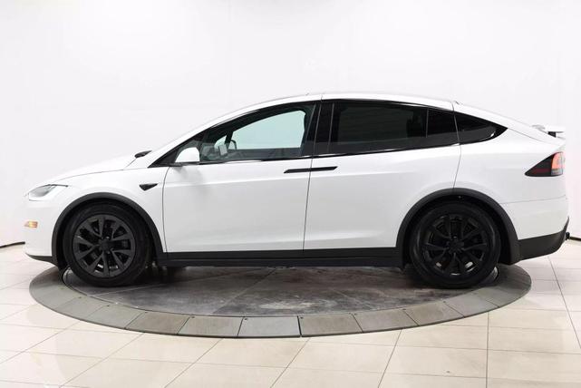Photo of 2022 Pearl White Multi-Coat Tesla Model X