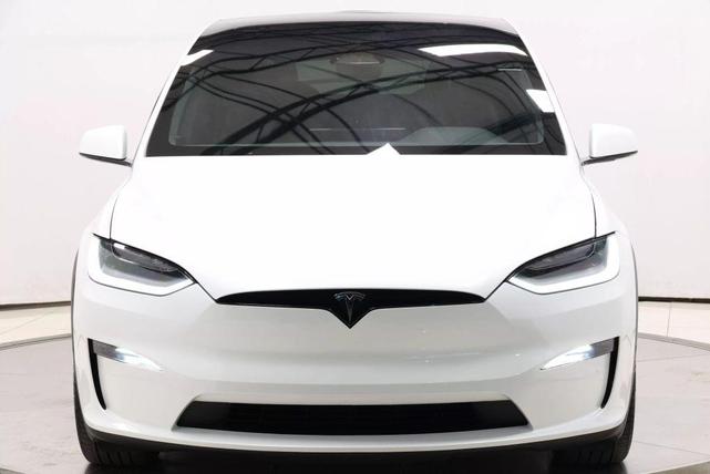 Photo of 2022 Pearl White Multi-Coat Tesla Model X