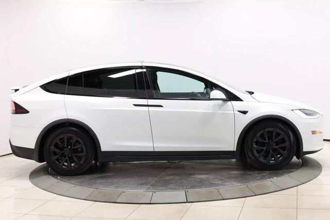 Photo of 2022 Pearl White Multi-Coat Tesla Model X