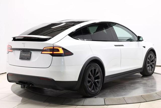 Photo of 2022 Pearl White Multi-Coat Tesla Model X