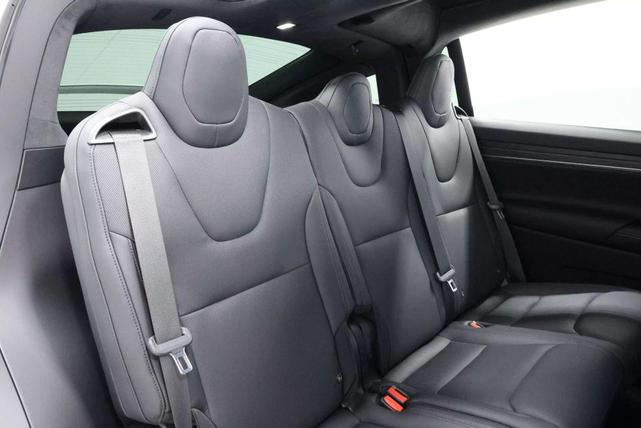 Photo of 2022 Pearl White Multi-Coat Tesla Model X