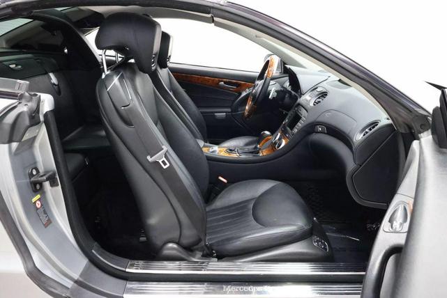 Photo of 2011 Steel Gray Metallic Mercedes-Benz SL-Class