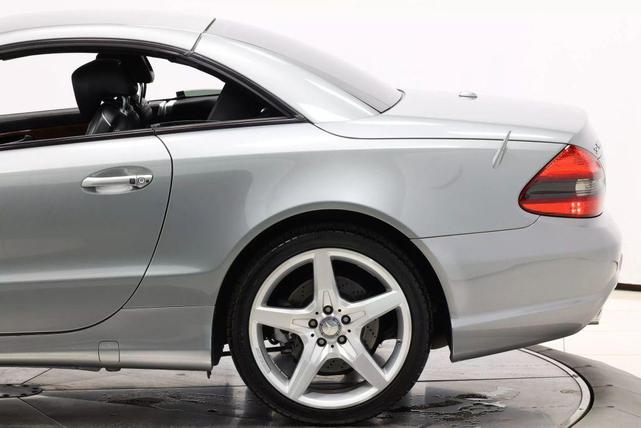 Photo of 2011 Steel Gray Metallic Mercedes-Benz SL-Class