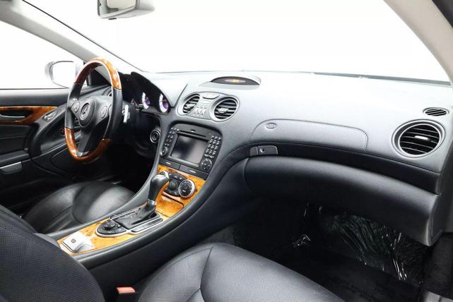 Photo of 2011 Steel Gray Metallic Mercedes-Benz SL-Class