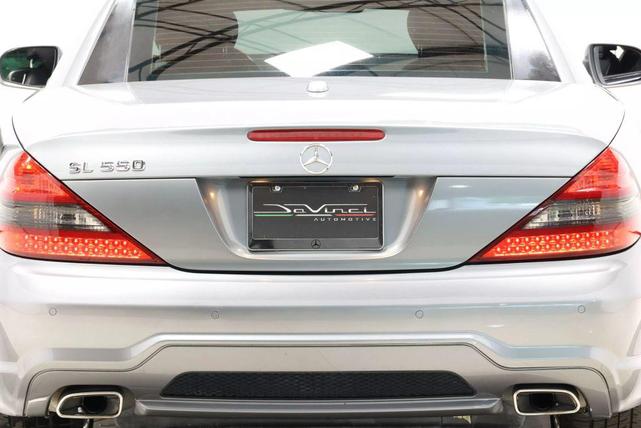 Photo of 2011 Steel Gray Metallic Mercedes-Benz SL-Class