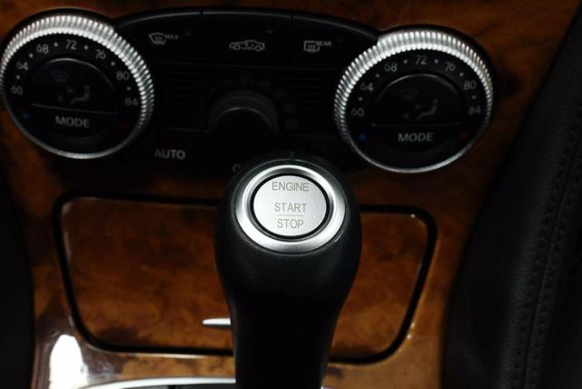 Photo of 2011 Steel Gray Metallic Mercedes-Benz SL-Class