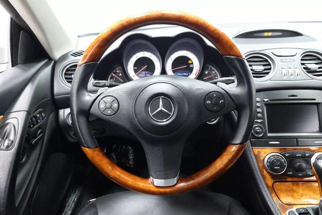 Photo of 2011 Steel Gray Metallic Mercedes-Benz SL-Class