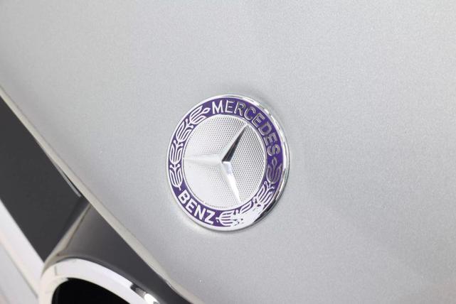 Photo of 2011 Steel Gray Metallic Mercedes-Benz SL-Class
