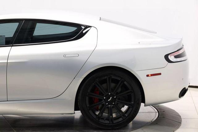 Photo of 2011 Silver Aston Martin Rapide