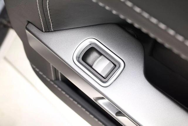 Photo of 2011 Silver Aston Martin Rapide