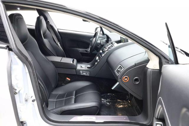 Photo of 2011 Silver Aston Martin Rapide