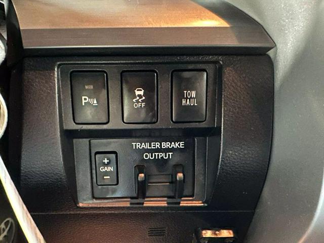 Photo of 2018 Black Toyota Tundra