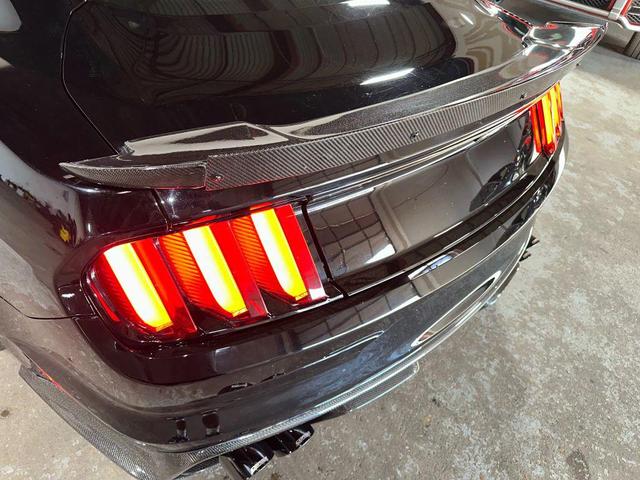 Photo of 2015 Black Ford Mustang