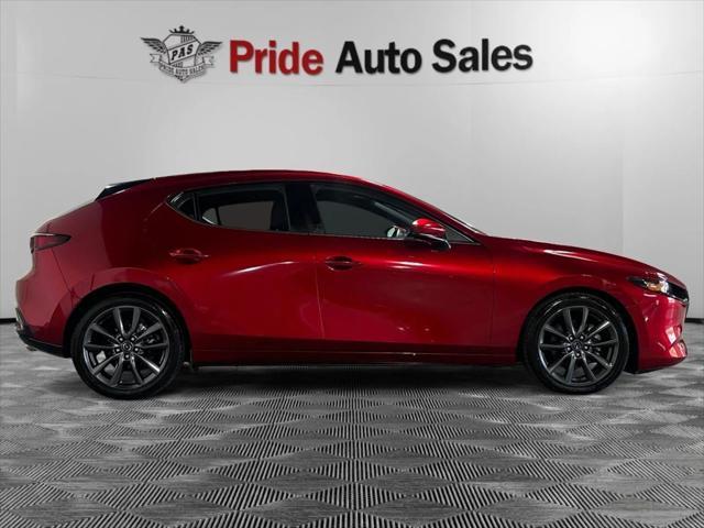 Photo of 2019 Red Mazda Mazda3