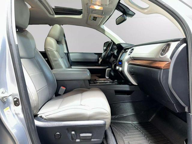Photo of 2018 Silver Toyota Tundra