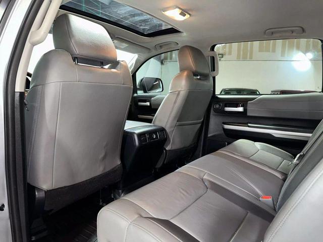 Photo of 2018 Silver Toyota Tundra