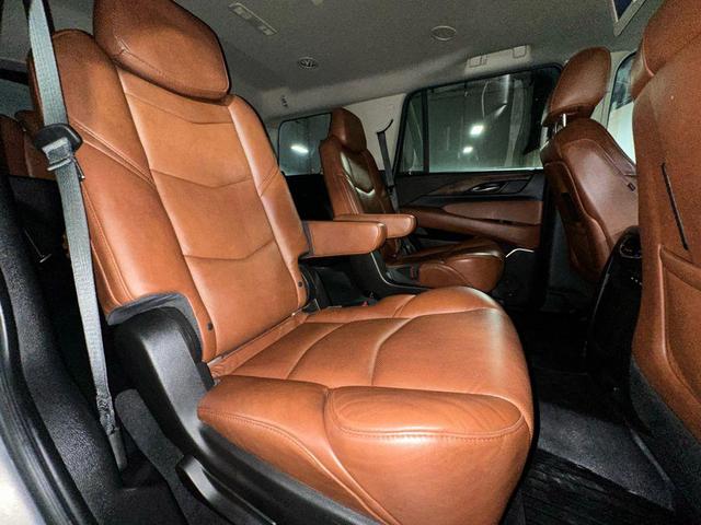 Photo of 2018 Bronze Dune Metallic Cadillac Escalade