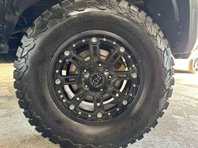 Photo of 2014 Magnetic Grey Metallic Toyota Tundra