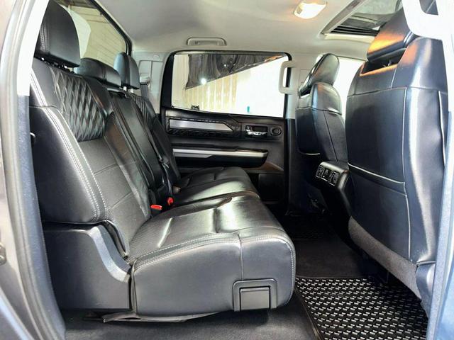 Photo of 2014 Magnetic Grey Metallic Toyota Tundra