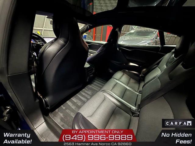 Photo of 2018 Deep Blue Metallic Tesla Model S