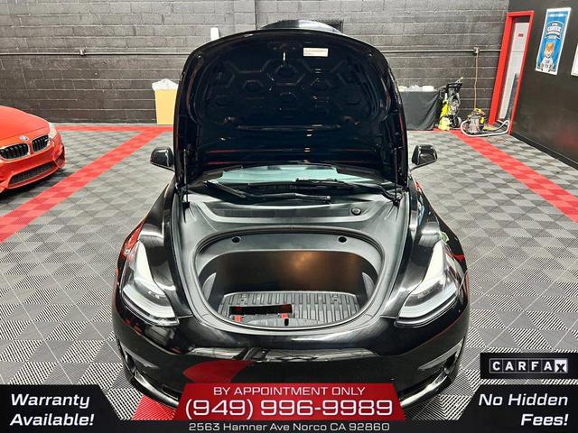 Photo of 2022 Solid Black Tesla Model 3
