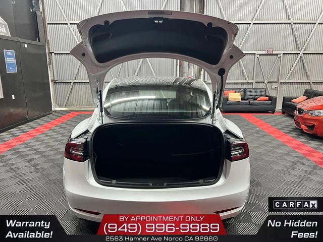 Photo of 2020 Pearl White Multi-Coat Tesla Model 3