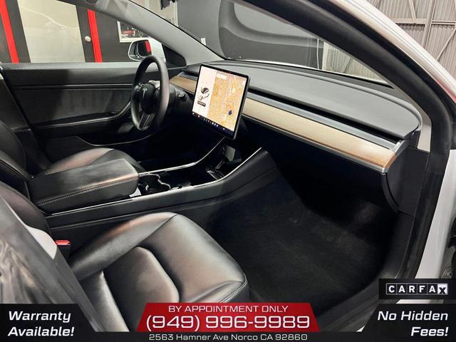 Photo of 2020 Pearl White Multi-Coat Tesla Model 3
