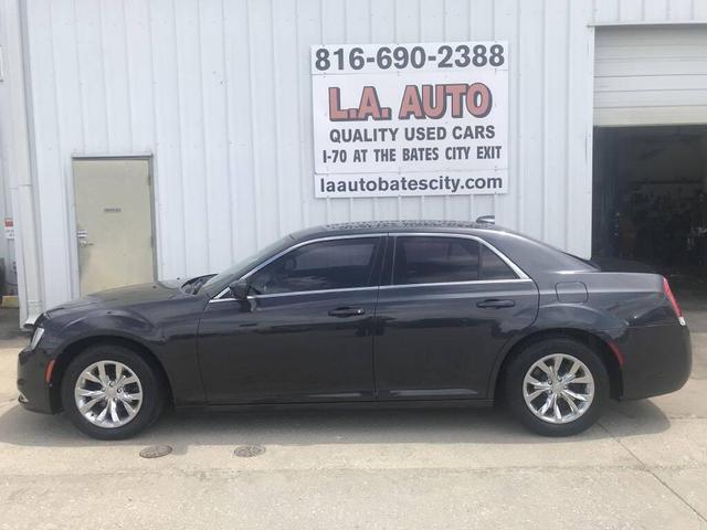 2016 Chrysler 300