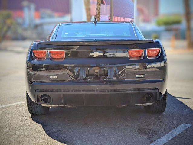 Photo of 2013 Black Chevrolet Camaro