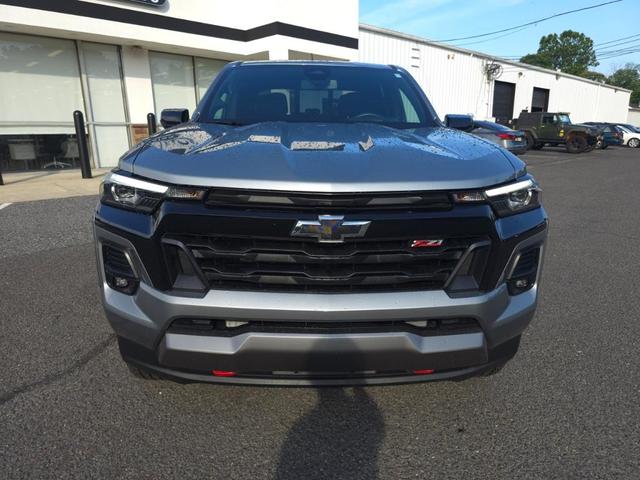 Photo of 2023 Sterling Gray Metallic Chevrolet Colorado