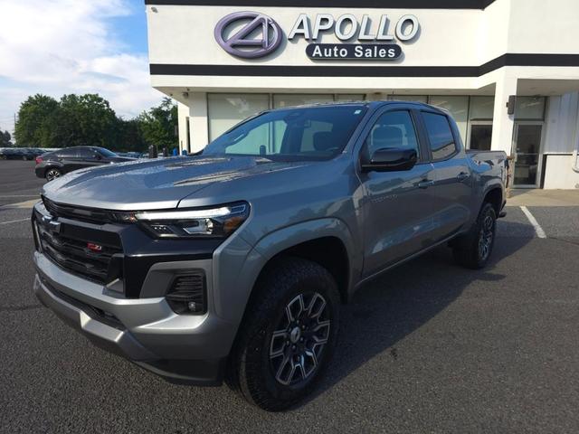 Photo of 2023 Sterling Gray Metallic Chevrolet Colorado
